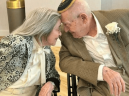 World’s oldest newlyweds have a combined age of 202 - National